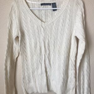Hilliard & Hanson white colored sweater